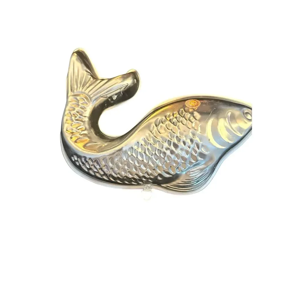 VTG Aluminum Fish Bake Mold Cake Jello Wall Hanging Hong Kong Carp Koi Baking